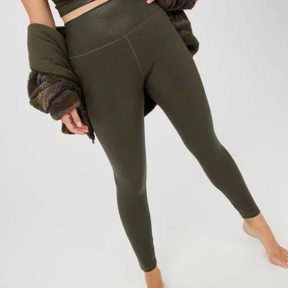 Aerie Offline The Hugger High Waisted Crackle Legging Olive/Army Green Sz M NWT - Picture 2 of 13
